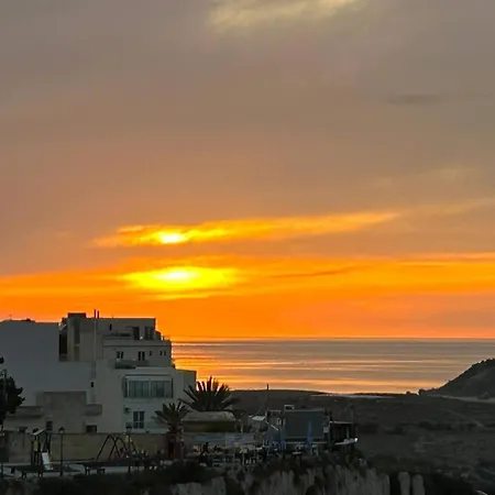 Appartamento Belvedere - Cozy 2bed Seaview By Homely *