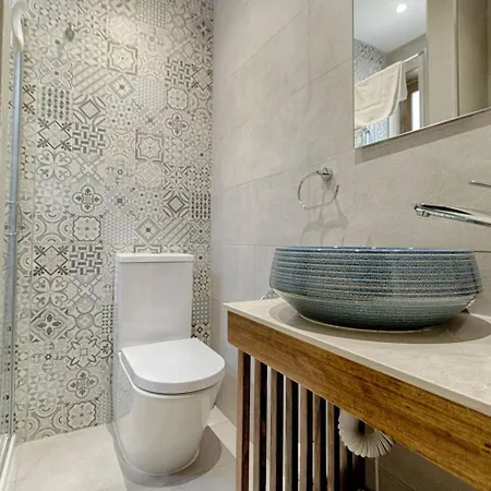 Belvedere - Cozy 2bed Seaview By Homely * מליאהה