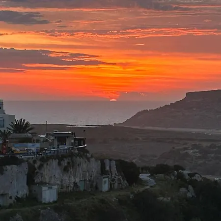 Belvedere - Cozy 2bed Seaview By Homely *