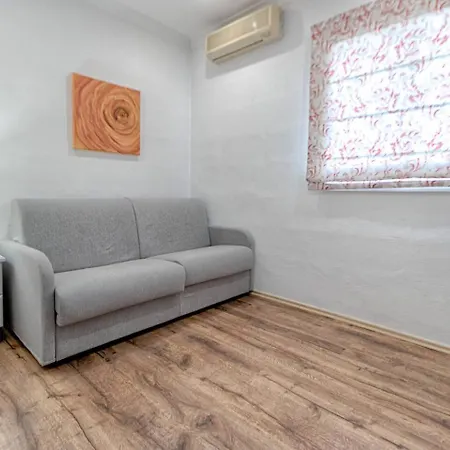 Belvedere - Cozy 2bed Seaview By Homely דירה מליאהה