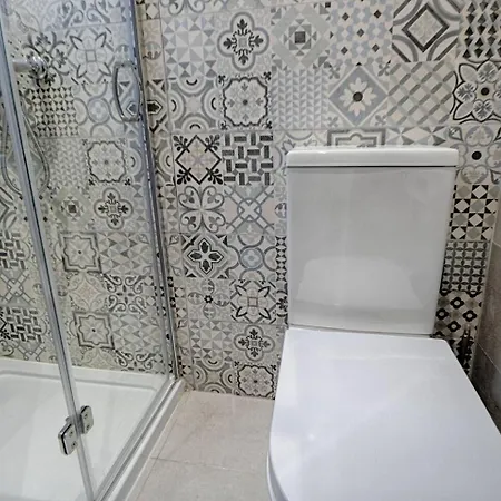 דירה Belvedere - Cozy 2bed Seaview By Homely מליאהה